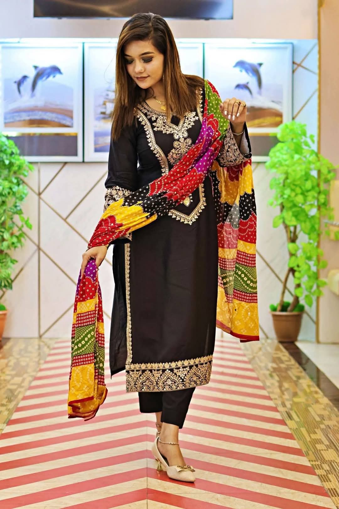 Embroidery Three Piece (30163)