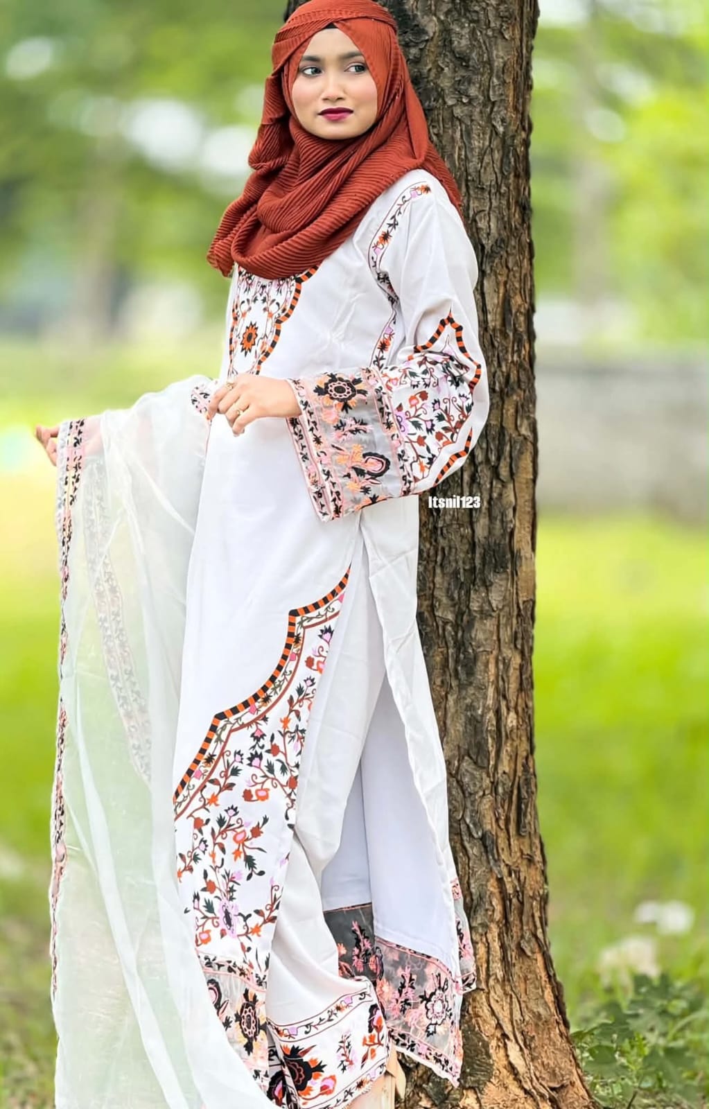 Embroidery Three Piece (30152)